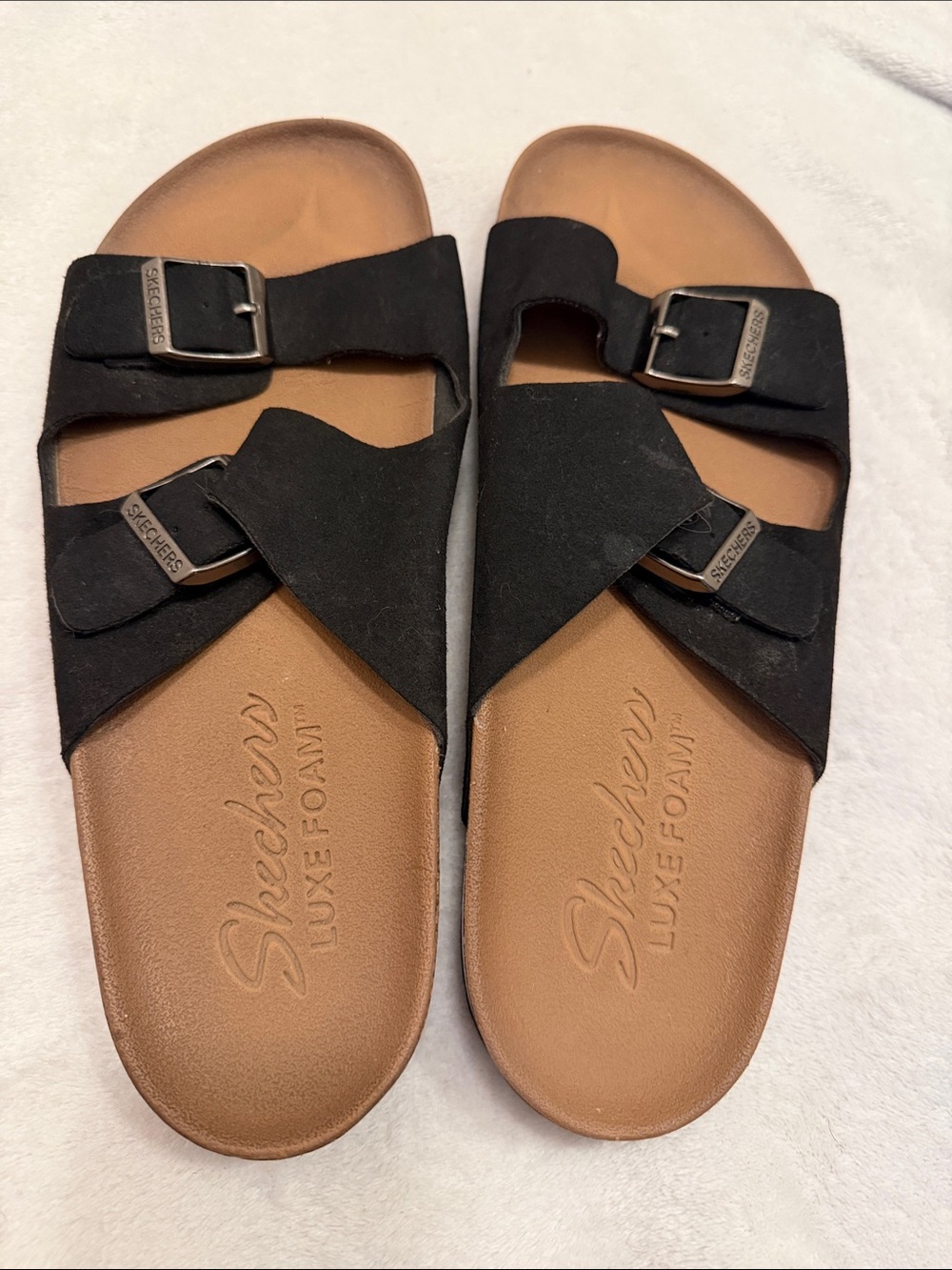 Skechers Women's Black Cross-Band Luxe Foam Slide Sandals